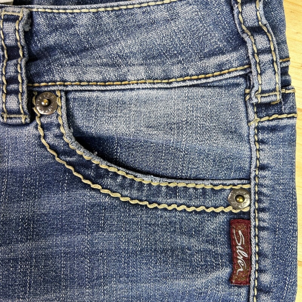 Silver Jeans Womens 28 Suki Capri Low Rise Cropped Denim Blue Jeans - Picture 3 of 13